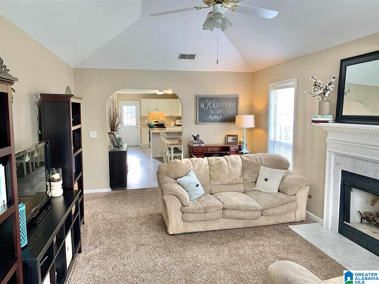527 Walker Road Pelham, AL 35124 - Photo 6 of 41