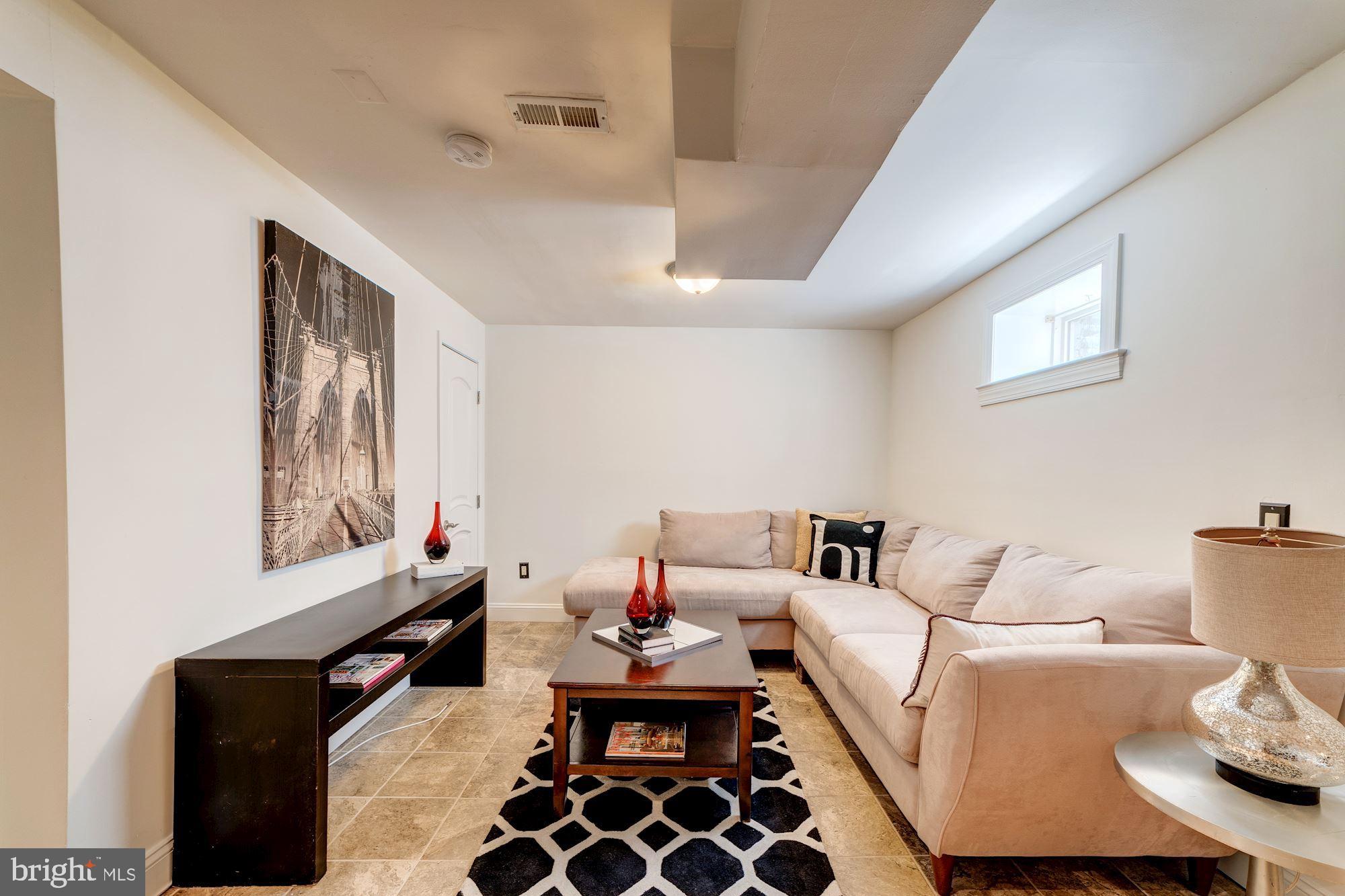 601 10th Street Northeast Washington, DC 20002 - Photo 28 of 30