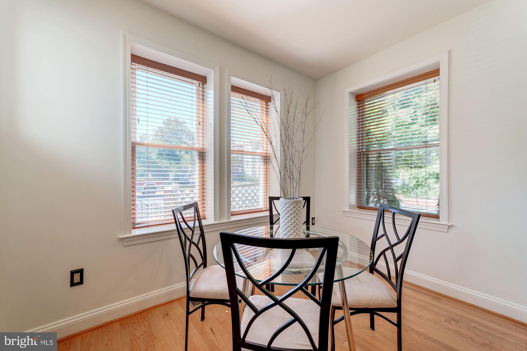 601 10th Street Northeast Washington, DC 20002 - Photo 8 of 30