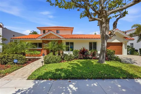 $1,650,000 | 125 23rd Avenue Northeast, St. Petersburg, FL 33704