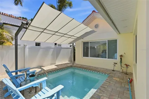 $1,650,000 | 125 23rd Avenue Northeast, St. Petersburg, FL 33704