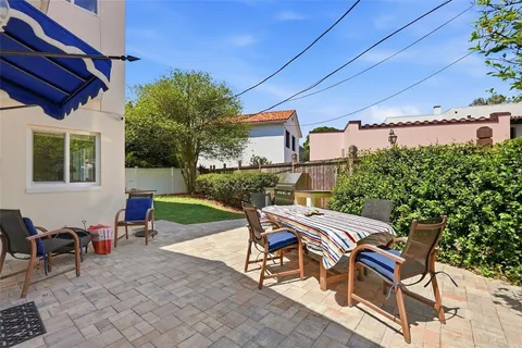 $1,650,000 | 125 23rd Avenue Northeast, St. Petersburg, FL 33704
