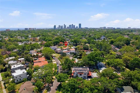 $1,650,000 | 125 23rd Avenue Northeast, St. Petersburg, FL 33704