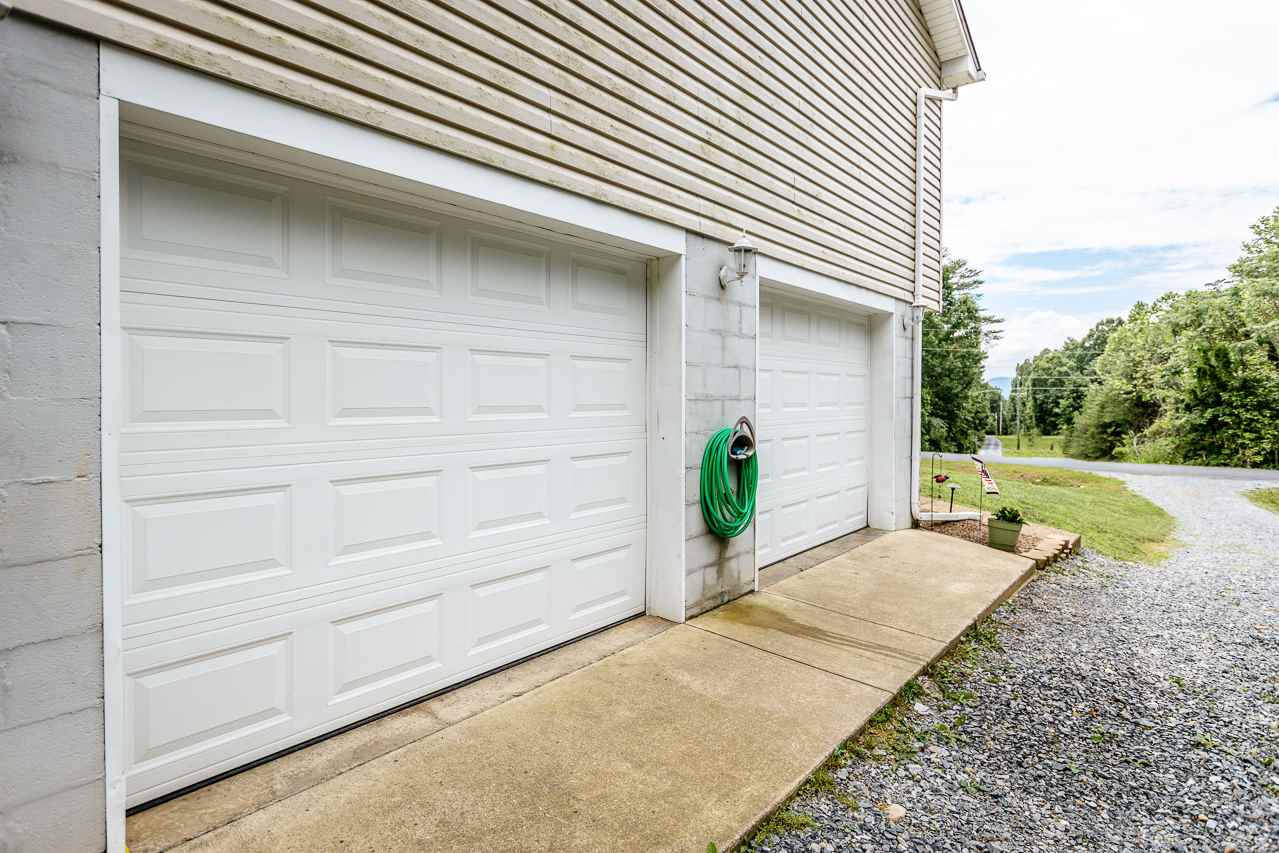 1130 Loop Road Elkton, VA 22827 - Photo 21 of 36 Gallery Image 21
