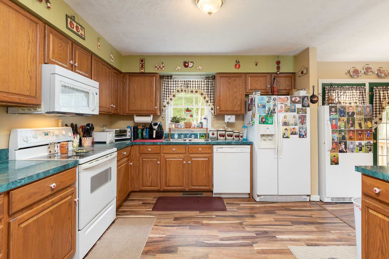 1130 Loop Road Elkton, VA 22827 - Photo 3 of 36 Gallery Image 3