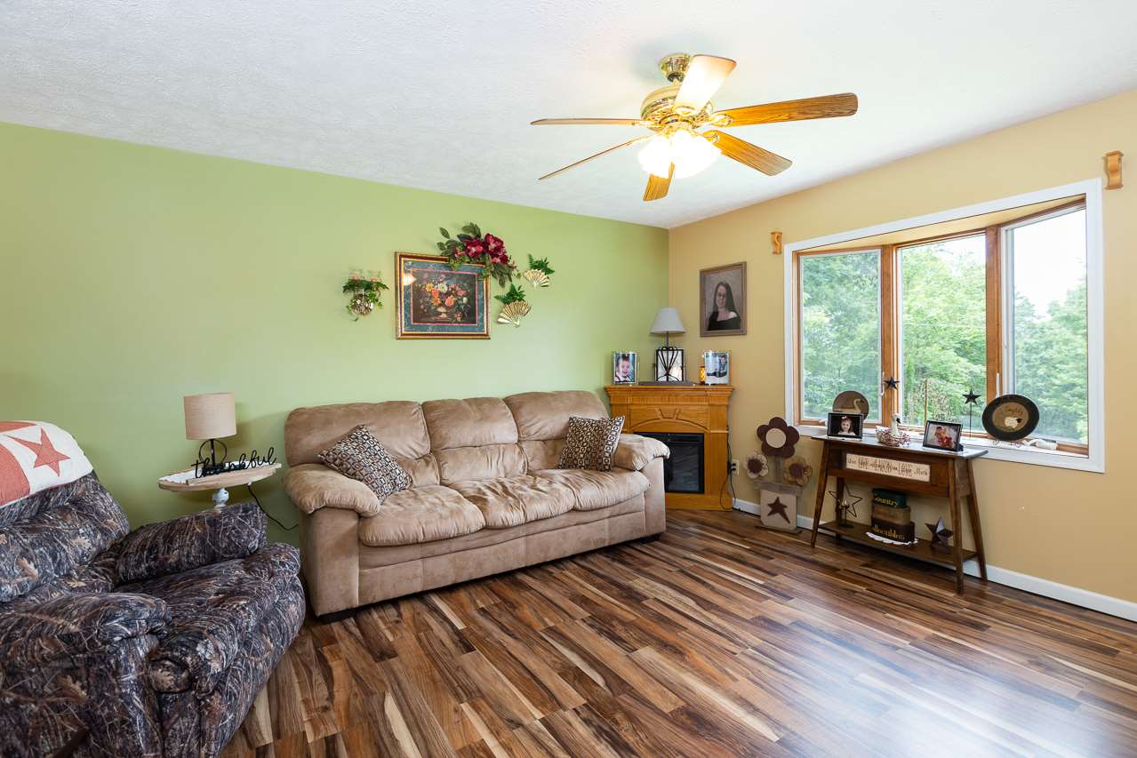 1130 Loop Road Elkton, VA 22827 - Photo 5 of 36 Gallery Image 5