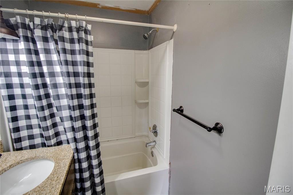 440 West State Street Waverly, IL 62692 - Photo 23 of 39