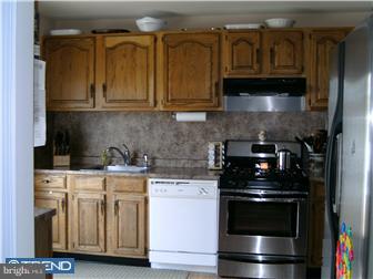 232 Rutgers Avenue Pemberton, NJ 08068 - Photo 5 of 12 Kitchen
