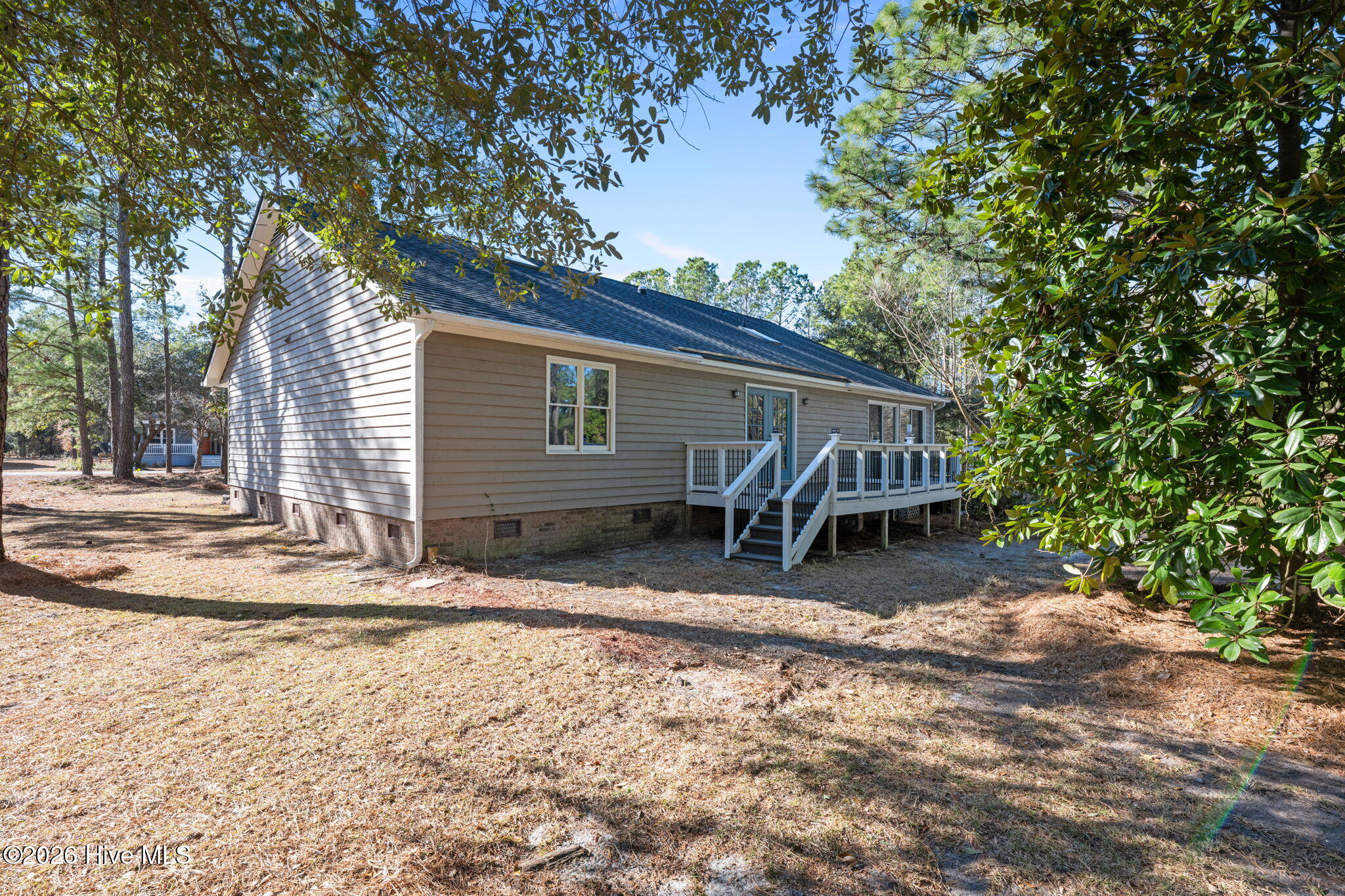 5801 Jolly Roger Road New Bern, NC 28560 - Photo 30 of 55 Side and Back yards