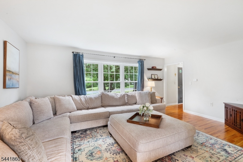 38 River Bend Road Clinton, NJ 08809 - Photo 11 of 29