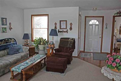 4265 Cook Road Swartz Creek, MI 48473 - Photo 5 of 12 20247980-4.JPG