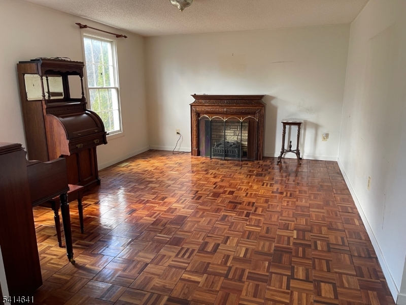 112 Kennedy Road Andover, NJ 07821 - Photo 3 of 8