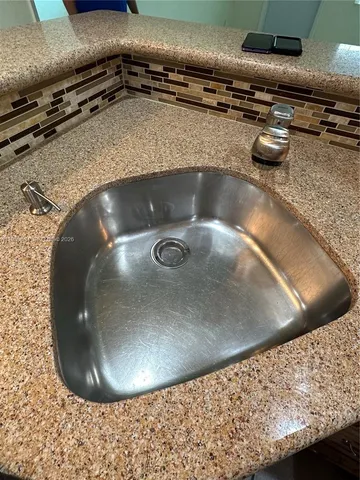 $2,500 | 2115 Northeast 37th Drive, Unit 131, Fort Lauderdale, FL 33308