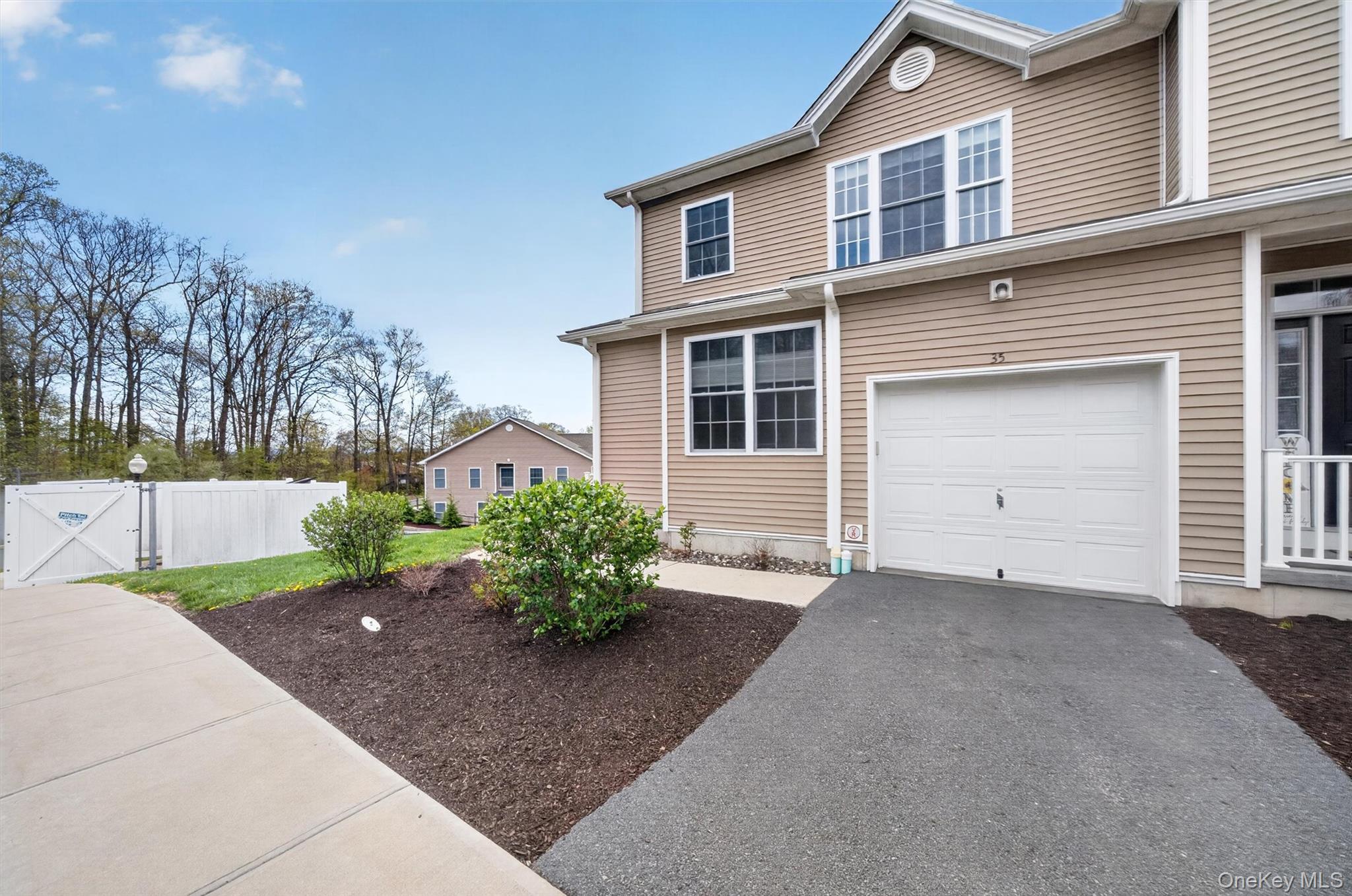 35 Pinto Road Middletown, NY 10941 - Photo 2 of 41 front view of a house with a yard
