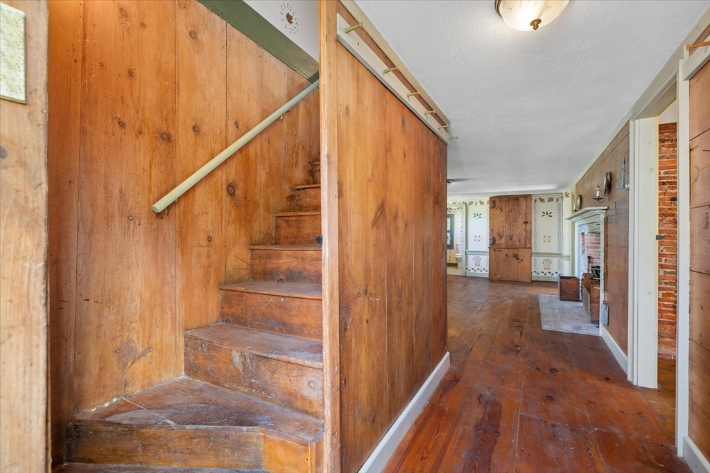 5 Carpenter Hill Road Charlton, MA 01507 - Photo 3 of 42 a view of entryway with wooden floor