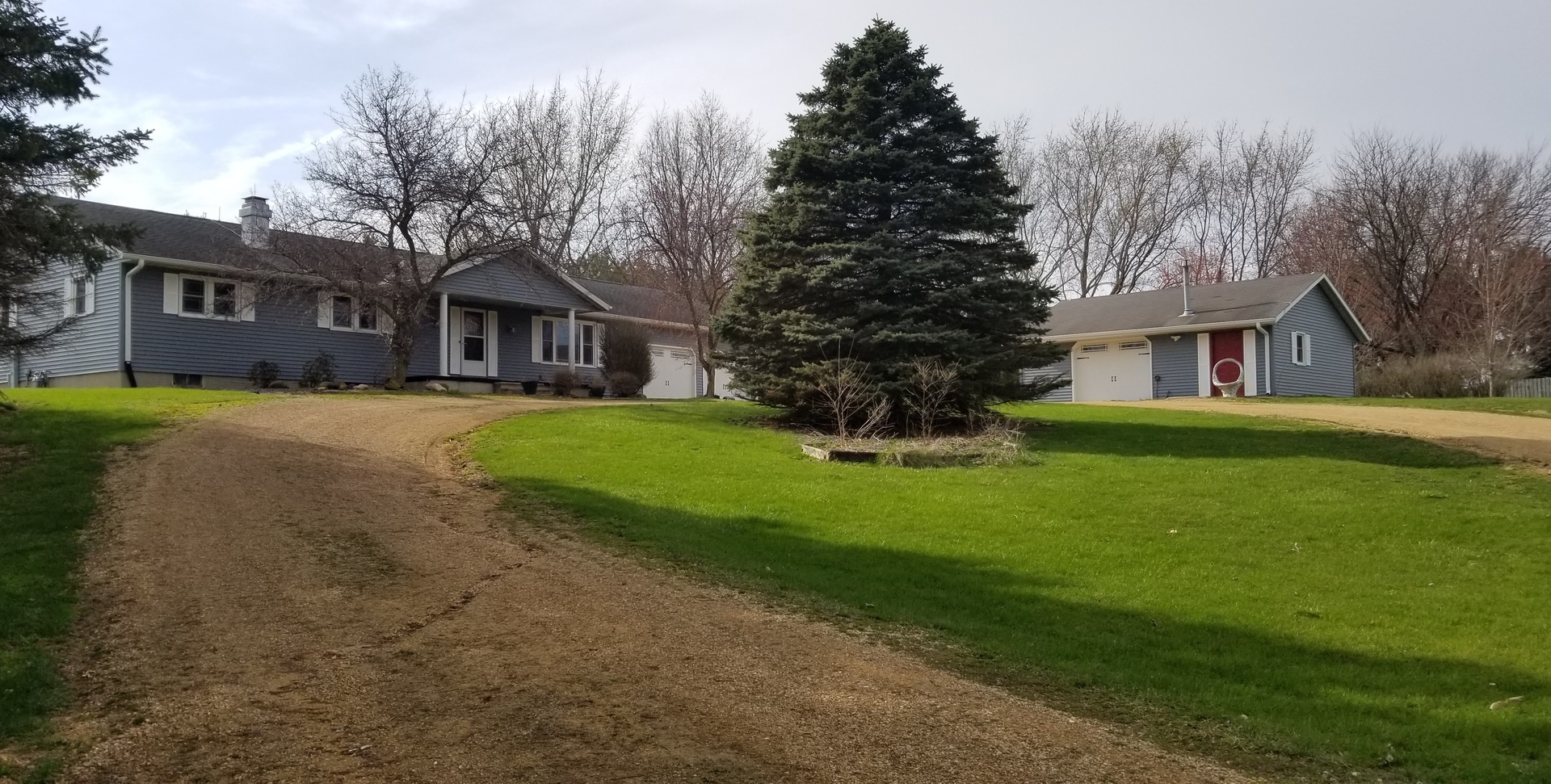 715 Searls Road Amboy, IL 61310 - Photo 1 of 11