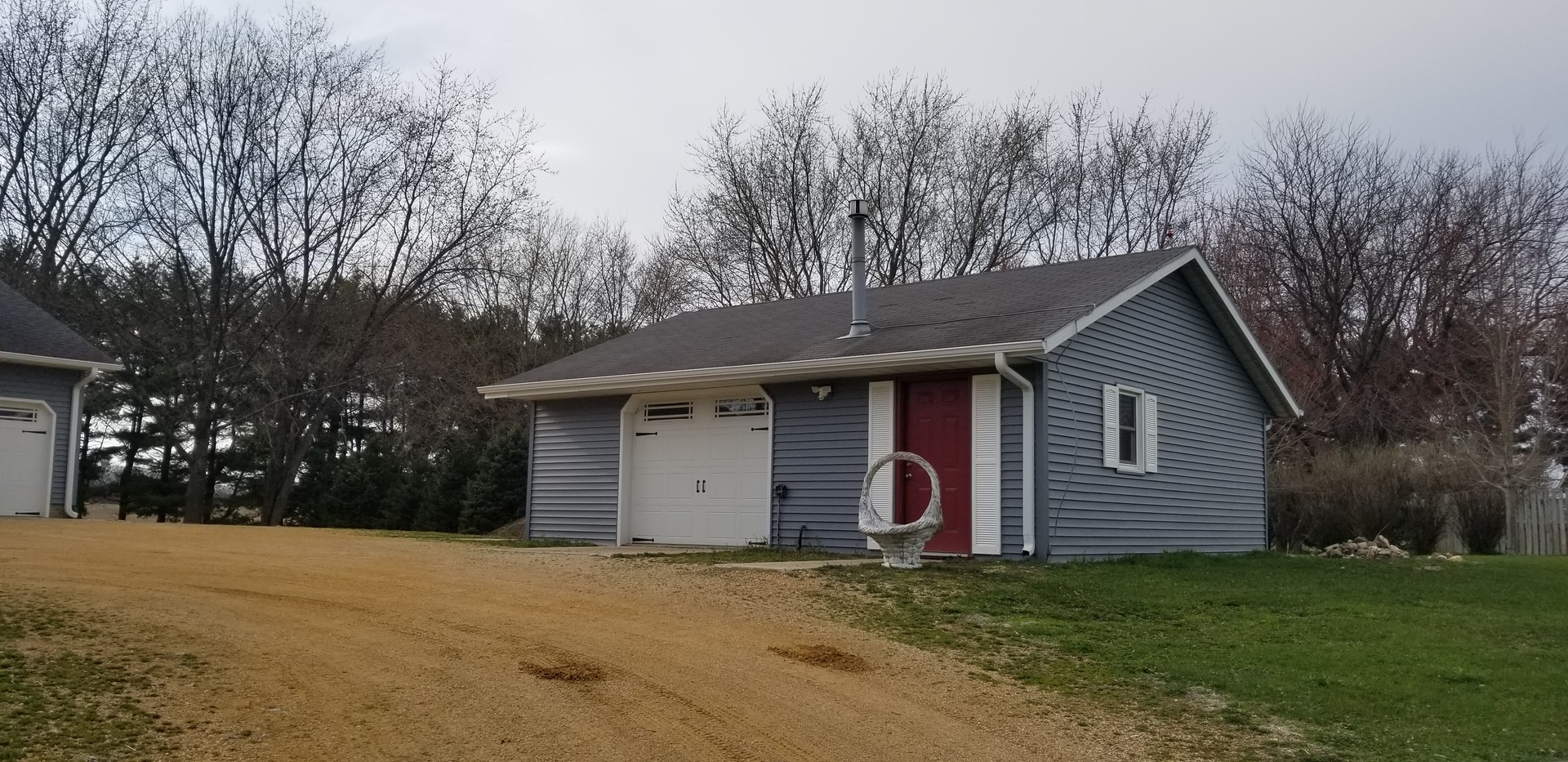 715 Searls Road Amboy, IL 61310 - Photo 5 of 11