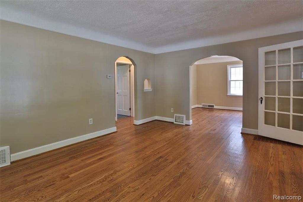 3205 John R Street Trenton, MI 48183 - Photo 6 of 24