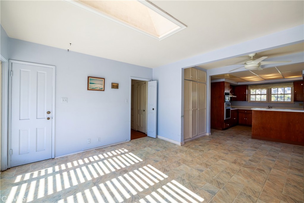 400 5th Street Manhattan Beach, CA 90266 - Photo 14 of 22 a view of a big room with wooden floor and windows