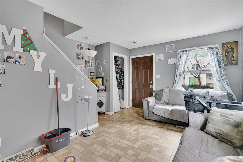 536-538 Union Street Springfield, MA 01109 - Photo 12 of 42