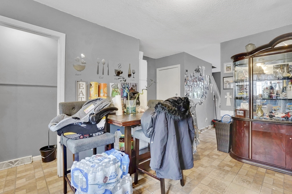 536-538 Union Street Springfield, MA 01109 - Photo 15 of 42