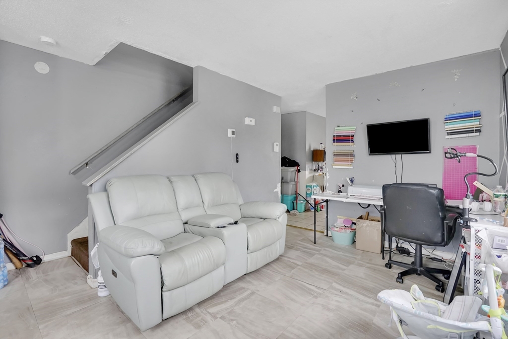 536-538 Union Street Springfield, MA 01109 - Photo 27 of 42