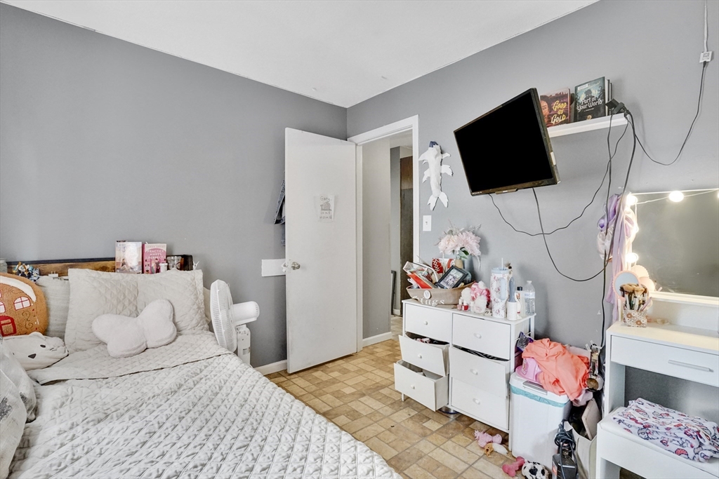 536-538 Union Street Springfield, MA 01109 - Photo 10 of 42