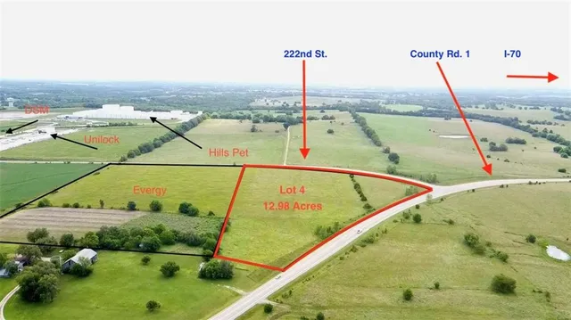 $843,700 | Lot 4 222nd Street, Tonganoxie, KS 66086