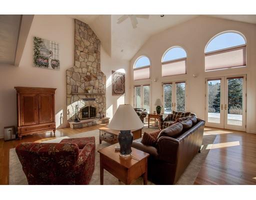 9 Partridge Hill Road Andover, MA 01810 - Photo 12 of 30 Gallery Image 12