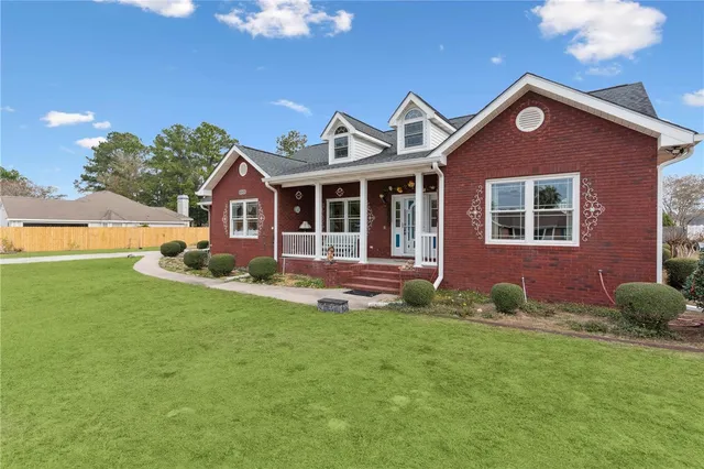 $385,000 | 932 Hitching Post Lane, Waycross, GA 31503