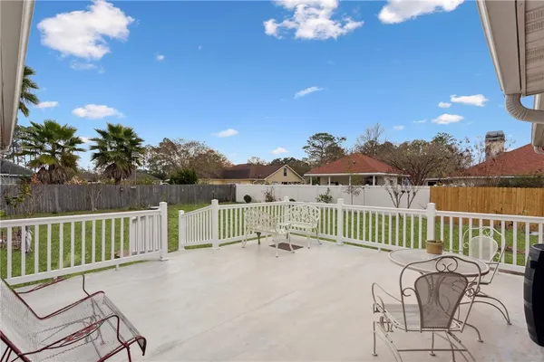 $385,000 | 932 Hitching Post Lane, Waycross, GA 31503