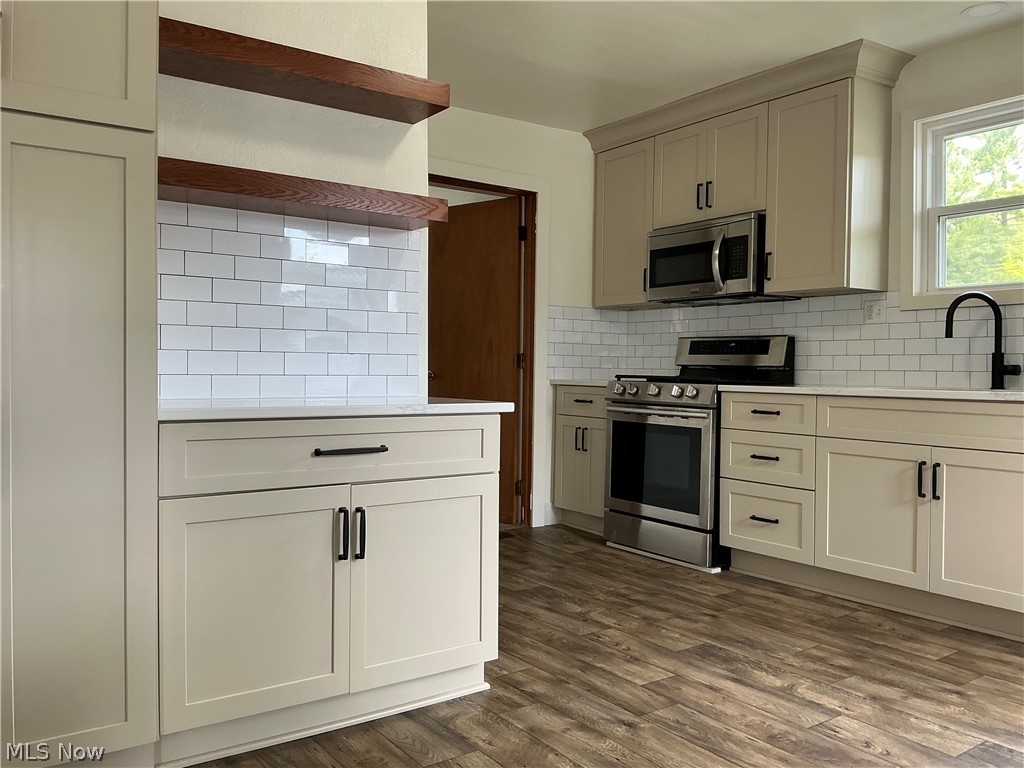 4763 Rutledge Street Southeast Midvale, OH 44653 - Photo 12 of 43 Brand New Kitchen