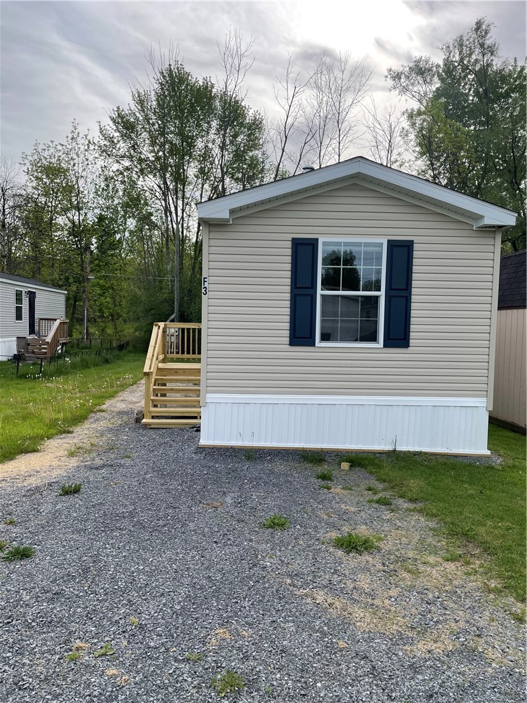 3525 East Lake Road Canandaigua Town, NY 14424 - Photo 2 of 9