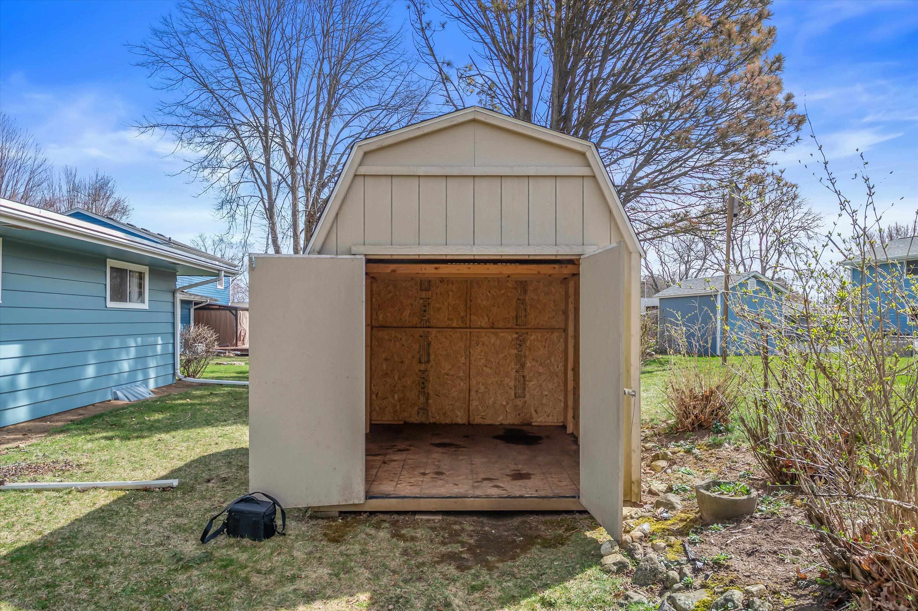 1007 Dona Road Hartland, WI 53029 - Photo 34 of 44