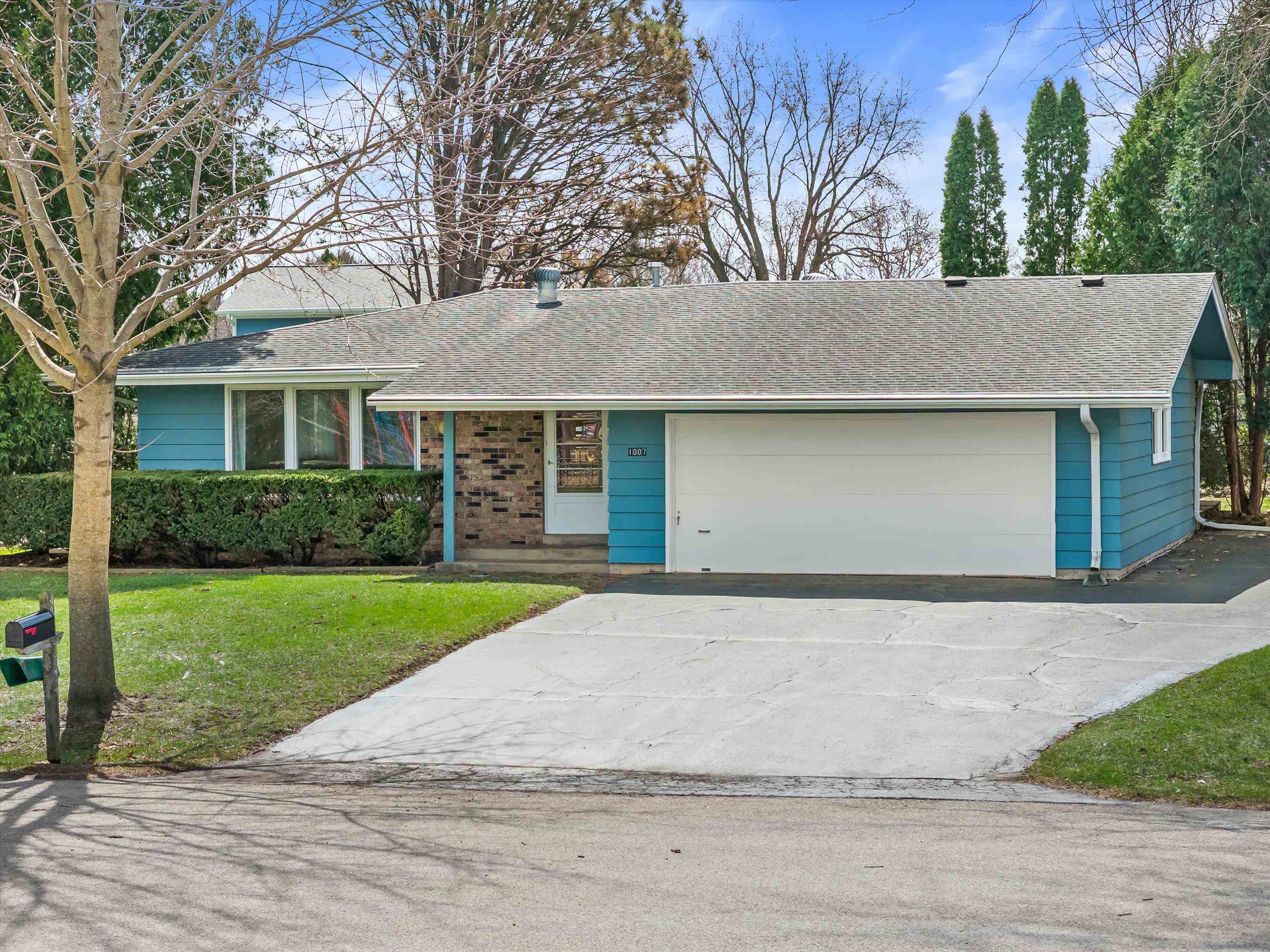 1007 Dona Road Hartland, WI 53029 - Photo 39 of 44