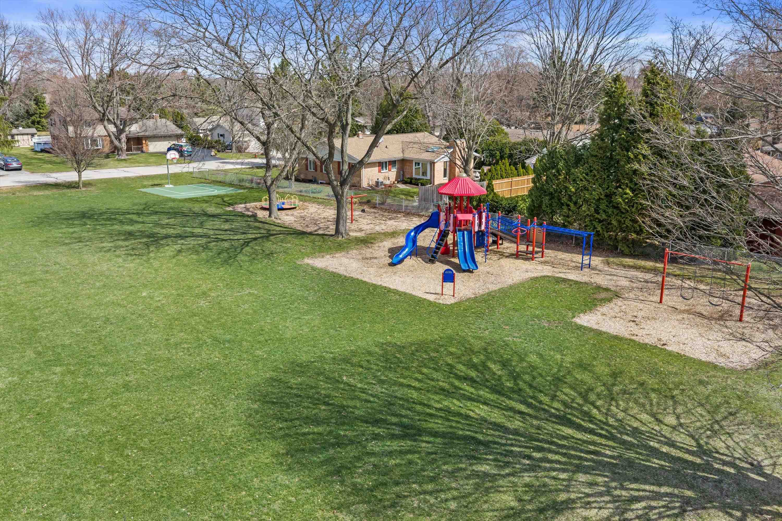 1007 Dona Road Hartland, WI 53029 - Photo 40 of 44