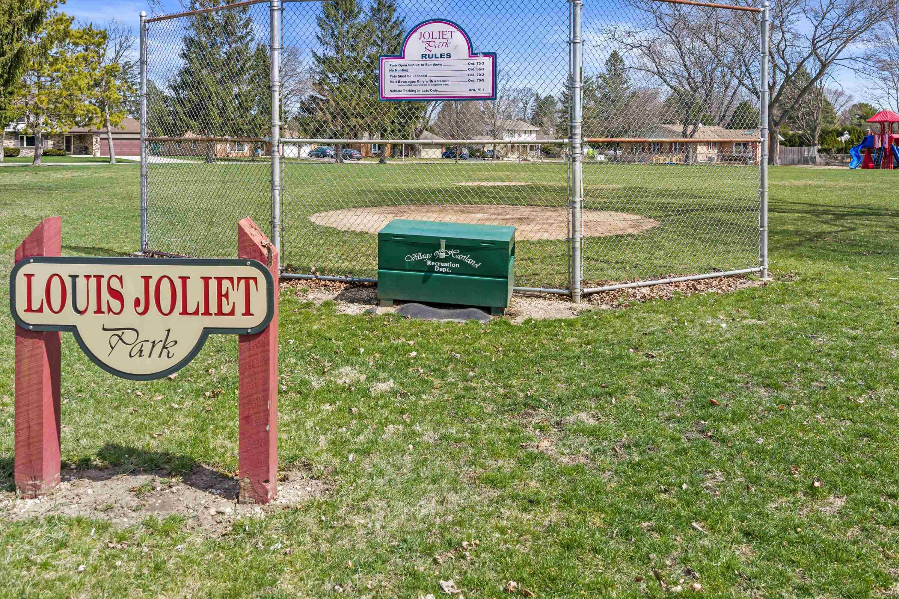 1007 Dona Road Hartland, WI 53029 - Photo 8 of 44