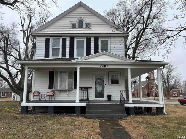 $129,000 | 800 Southeast 5th Street, Morrisonville, IL 62546