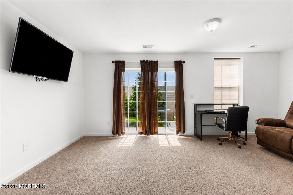 302 Prestige Road, Unit 2402 Brick, NJ 08723 - Photo 5 of 36 09-Living Room 1st Floor