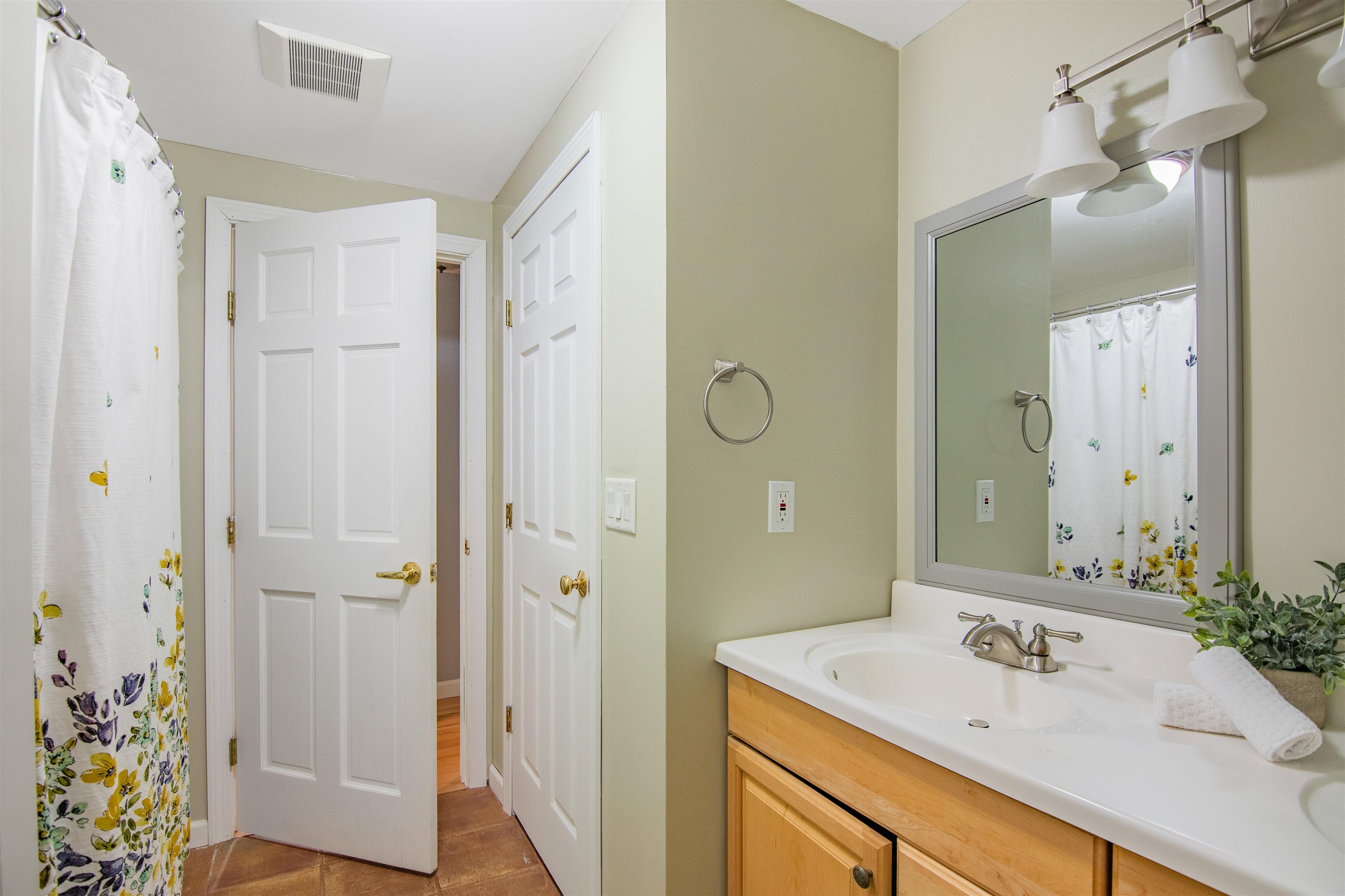 15 Broadview Estates Bristol, VT 05443 - Photo 22 of 34