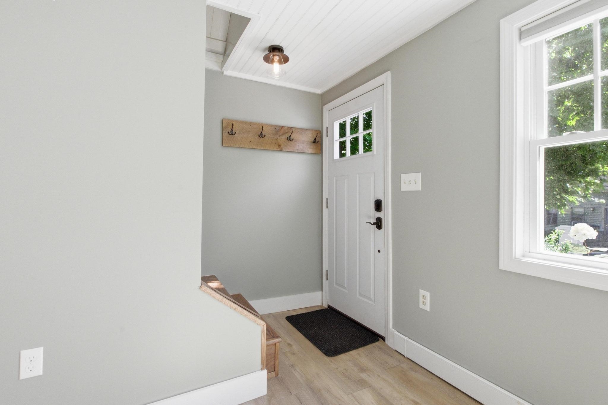 30 George Street Dover, NH 03820 - Photo 7 of 28