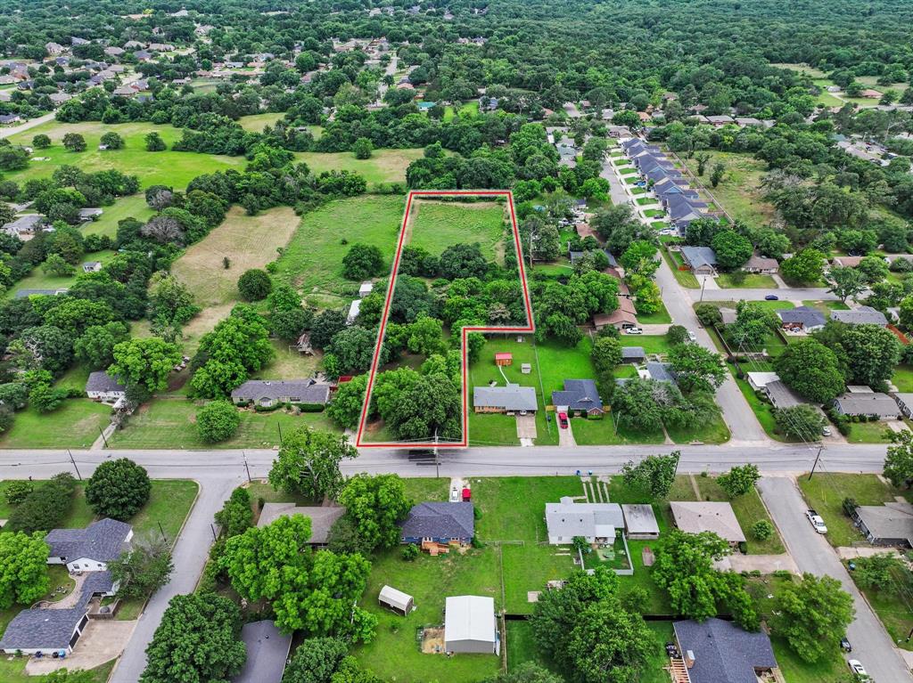 2406 Loy Lake Road Denison, TX 75020 - Photo 5 of 33