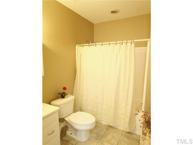 7601 Vista Del Rey Lane Raleigh, NC 27613 - Photo 22 of 24 Full Bath and Bedroom in Finished Basement. Basement