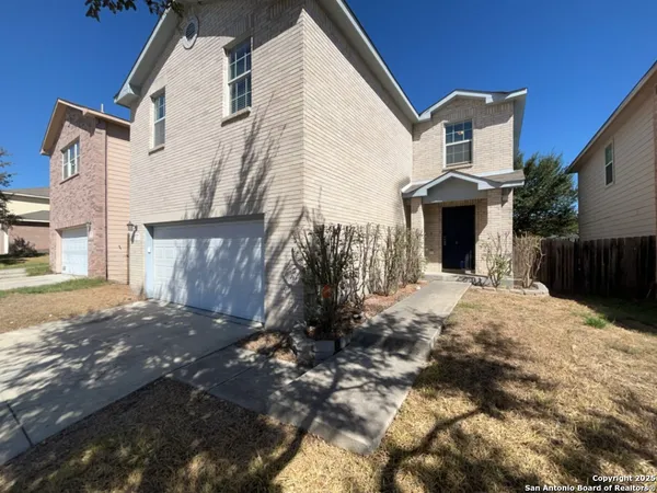 $1,575 | 8219 Maple Meadow Drive, Converse, TX 78109