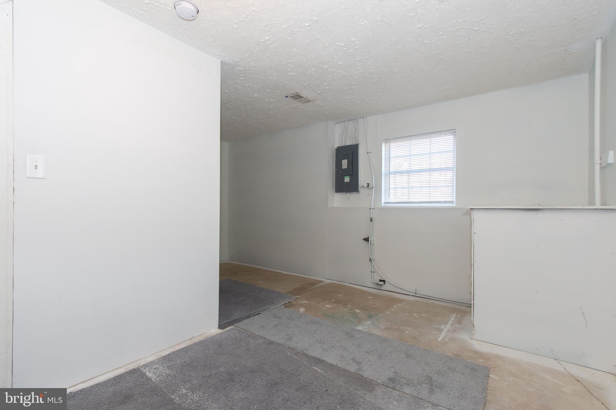 3915 Hunt Harbor Road Baltimore, MD 21220 - Photo 18 of 47