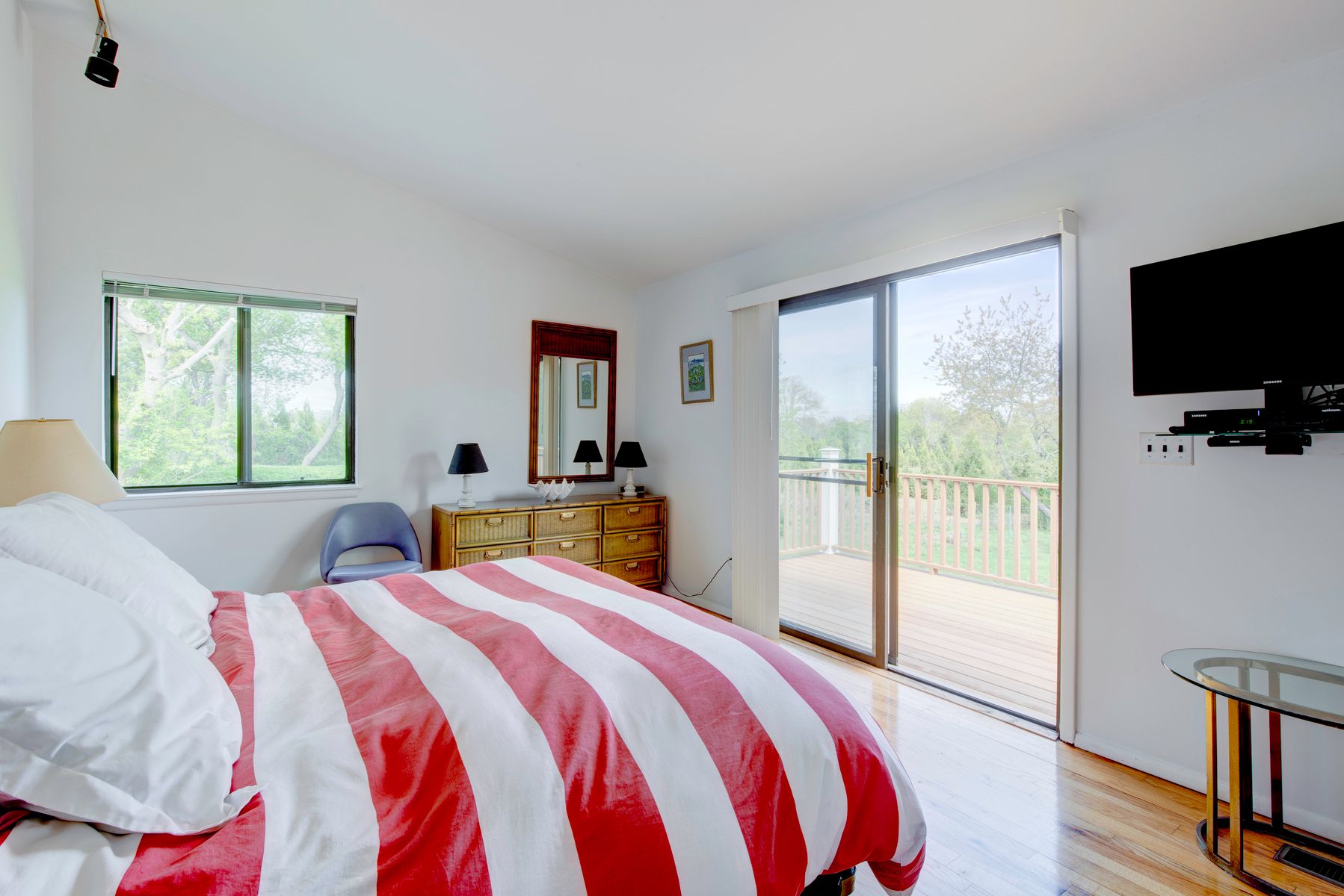 Undisclosed Address Bridgehampton, NY 11932 - Photo 7 of 8