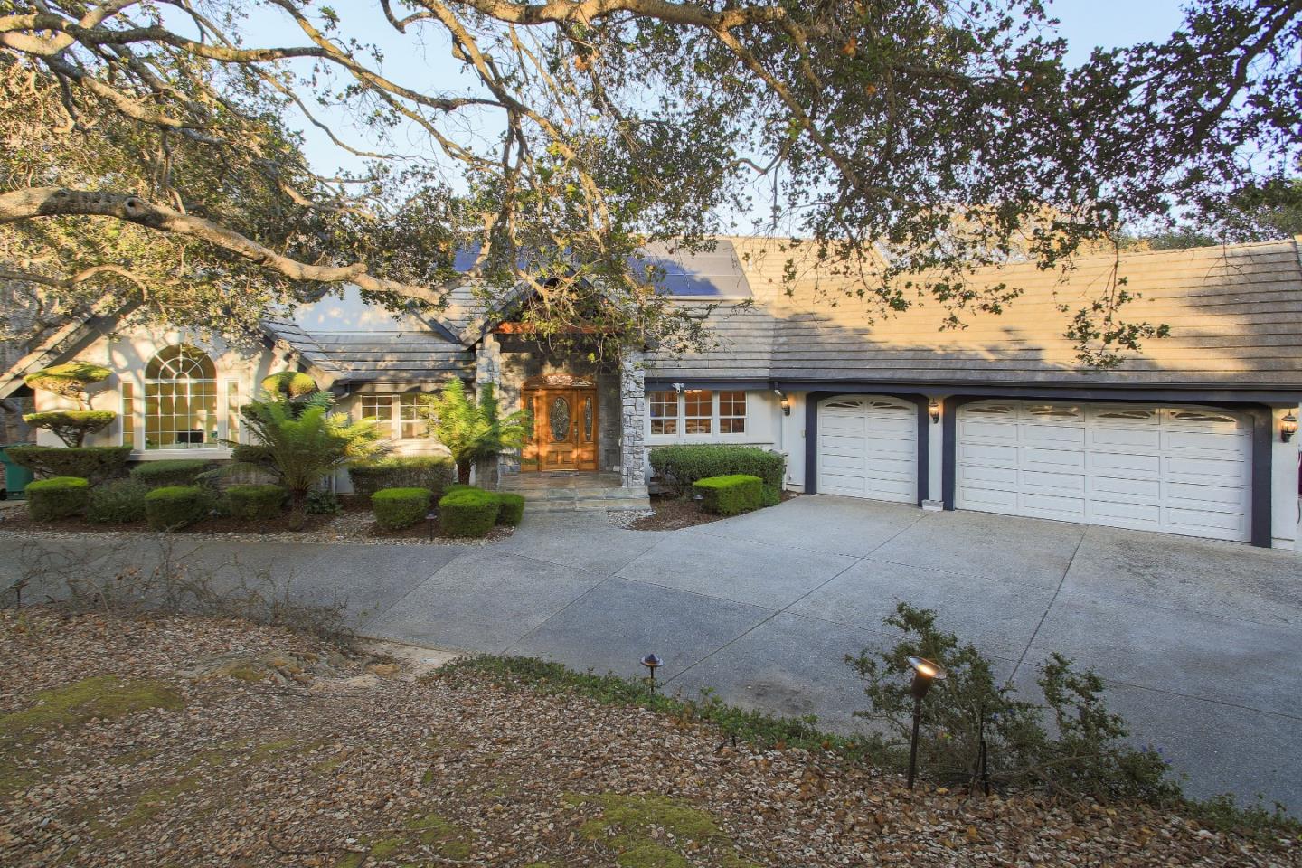 18443 Meadow Ridge Road Salinas, CA 93907 - Photo 2 of 28 Gallery Image 2