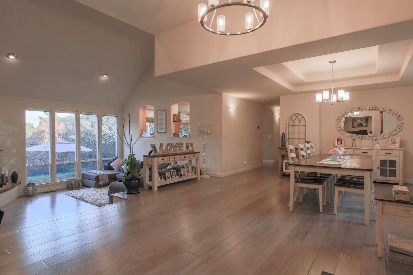 18443 Meadow Ridge Road Salinas, CA 93907 - Photo 3 of 28 Gallery Image 3