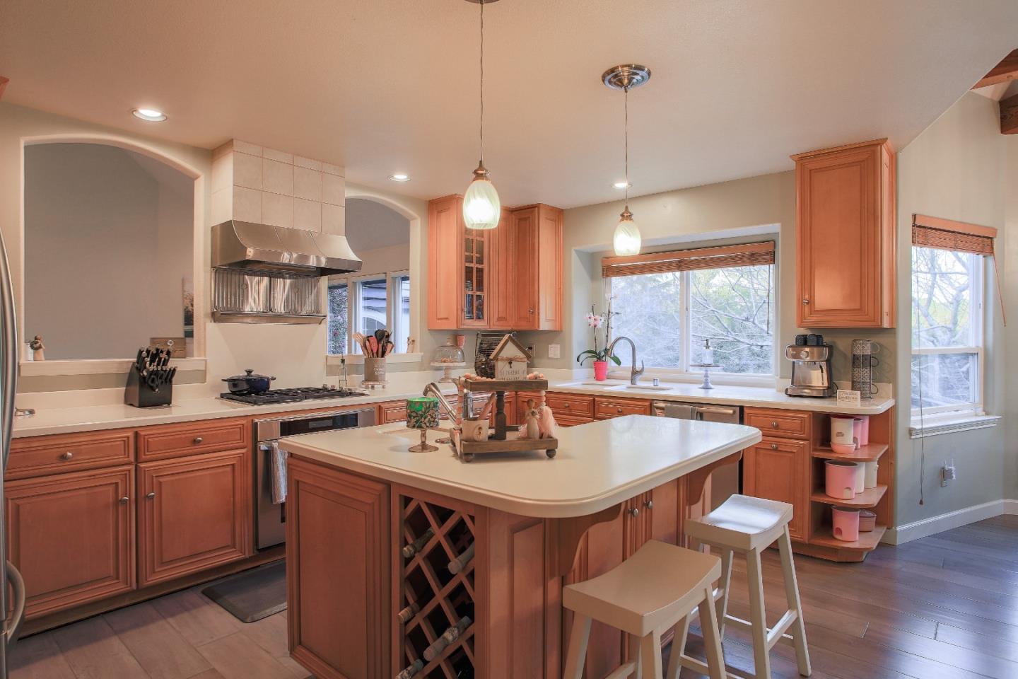 18443 Meadow Ridge Road Salinas, CA 93907 - Photo 6 of 28 Gallery Image 6