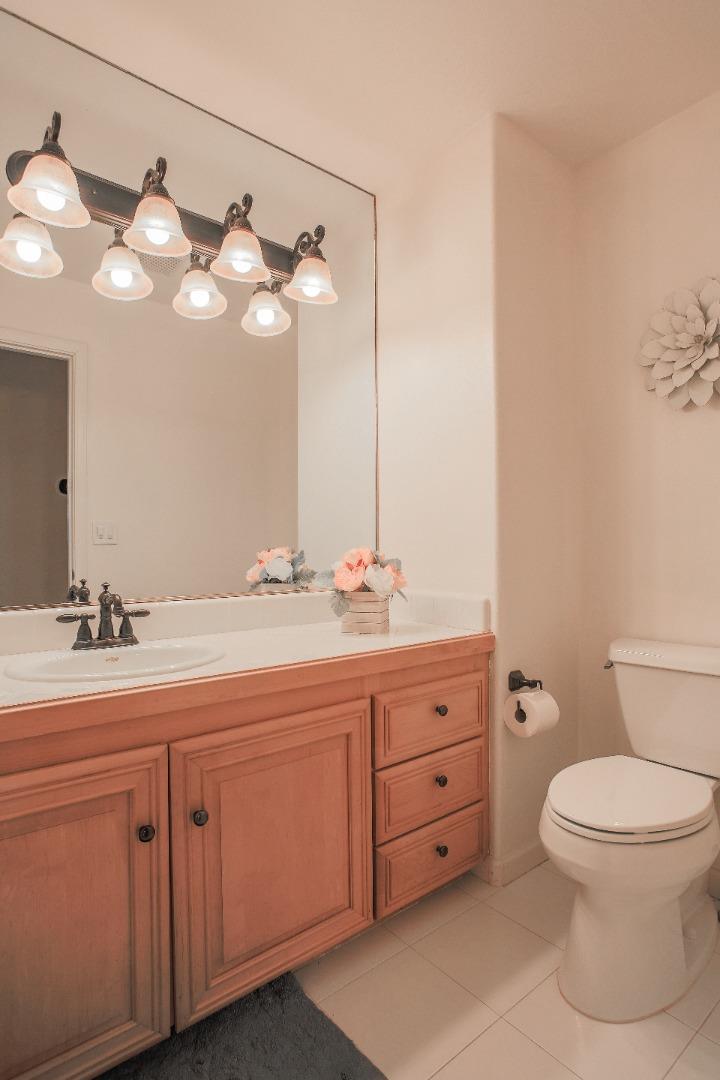 18443 Meadow Ridge Road Salinas, CA 93907 - Photo 10 of 28 Gallery Image 10